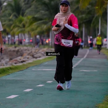 Runner Photo 8445067