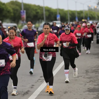 Runner Photo 8445071