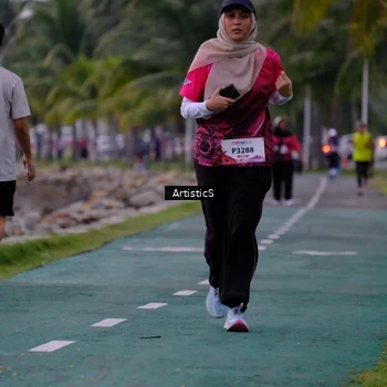 Runner Photo 8445086