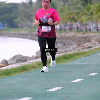 Runner Photo 8445212