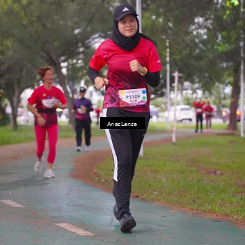 Runner Photo 8445259