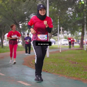 Runner Photo 8445264