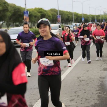 Runner Photo 8445311