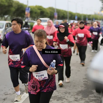 Runner Photo 8445364