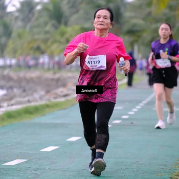Runner Photo 8445501