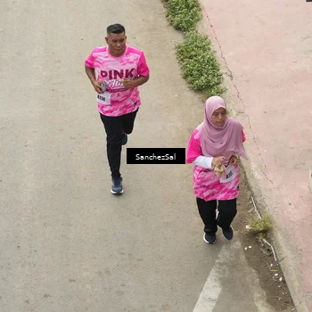 Runner Photo 8445747