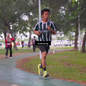 Runner Photo 8445810