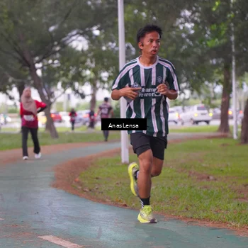Runner Photo 8445815