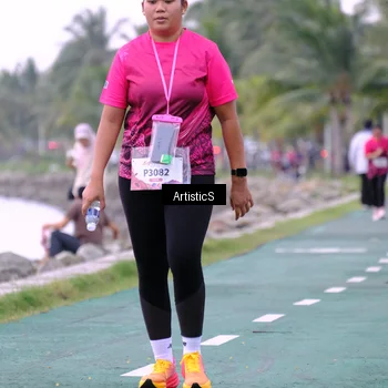 Runner Photo 8446013