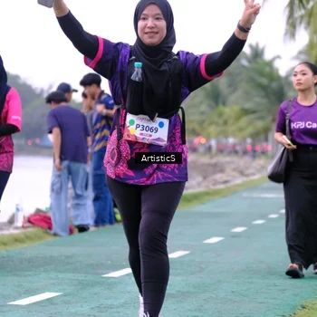 Runner Photo 8446257