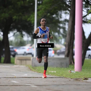 Runner Photo 8446271