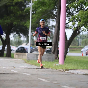 Runner Photo 8446341