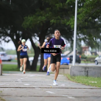 Runner Photo 8446364