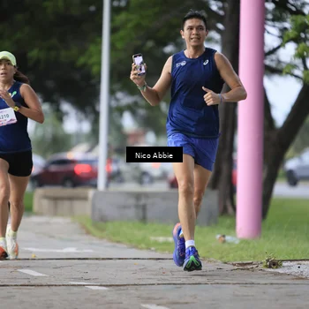Runner Photo 8446404