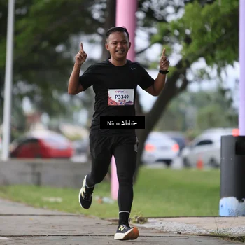 Runner Photo 8446417