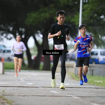 Runner Photo 8446523