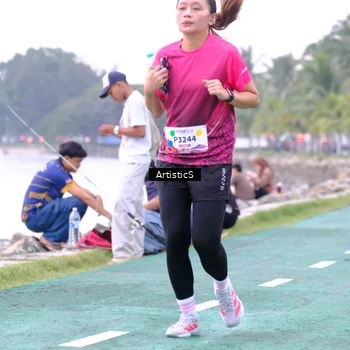 Runner Photo 8446676