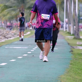 Runner Photo 8446681