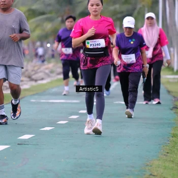 Runner Photo 8446728