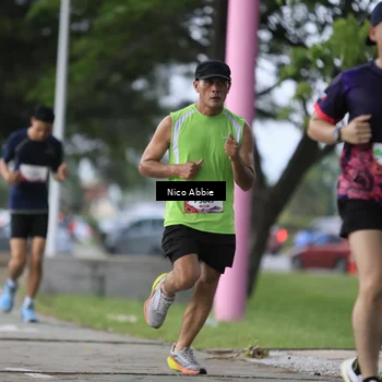 Runner Photo 8446751