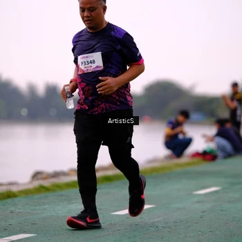 Runner Photo 8446773