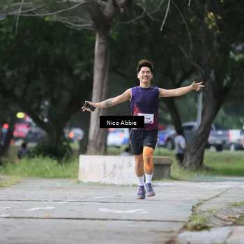 Runner Photo 8446812