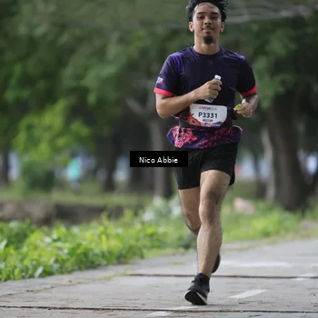 Runner Photo 8446845