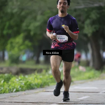 Runner Photo 8446846
