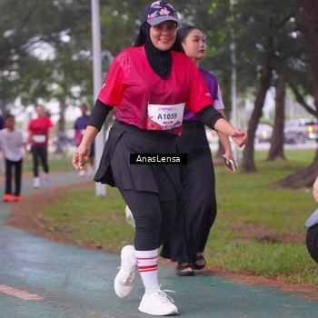 Runner Photo 8446861