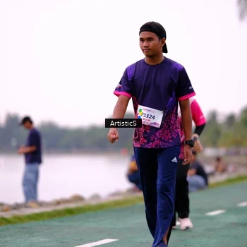 Runner Photo 8446914