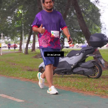 Runner Photo 8446980