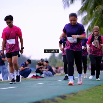 Runner Photo 8446990