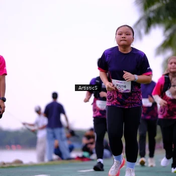 Runner Photo 8446995