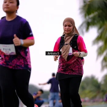 Runner Photo 8447007