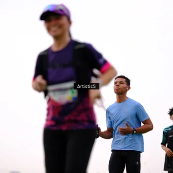 Runner Photo 8447013