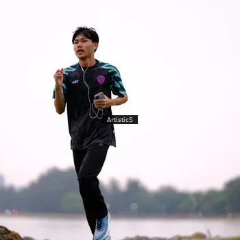 Runner Photo 8447024