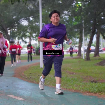 Runner Photo 8447100