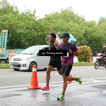 Runner Photo 8447275