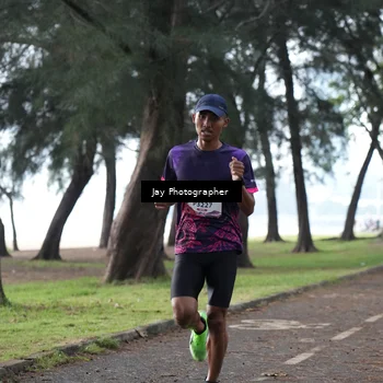 Runner Photo 8447303