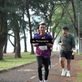 Runner Photo 8447368