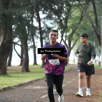 Runner Photo 8447374