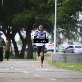 Runner Photo 8447384