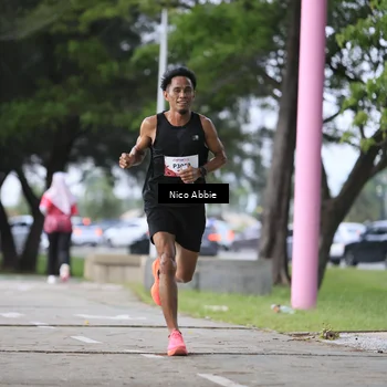Runner Photo 8447390