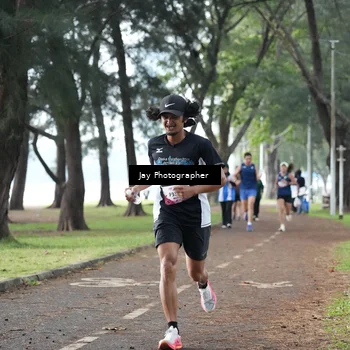 Runner Photo 8447413