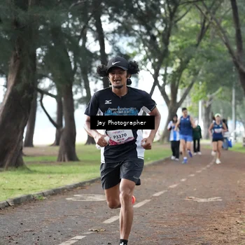Runner Photo 8447415