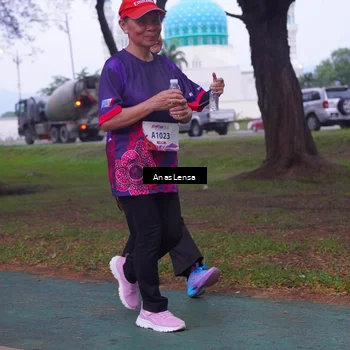Runner Photo 8447553
