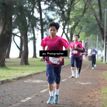 Runner Photo 8447594