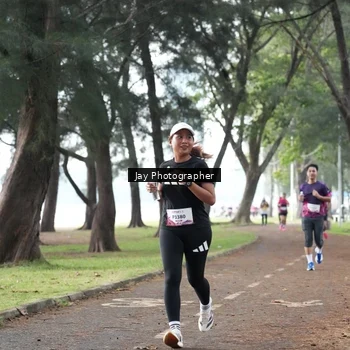 Runner Photo 8447755