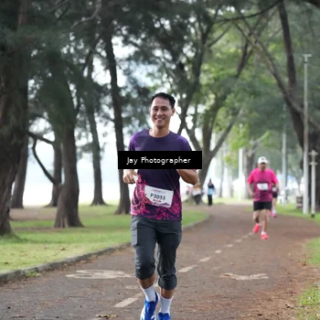 Runner Photo 8447789