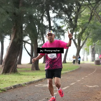 Runner Photo 8447838